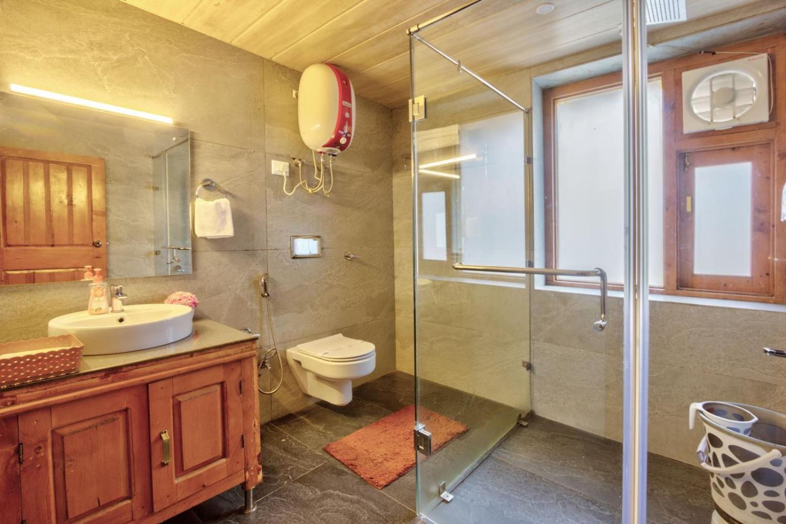 8Fold By Larisa, Jibhi Hotel Ngoại thất bức ảnh